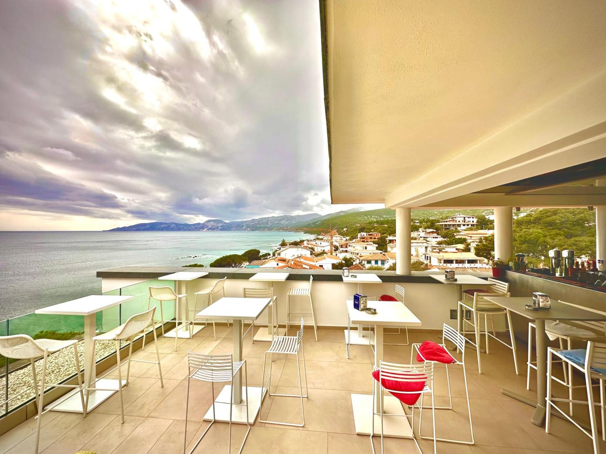 Hotel Cala Luna Cala Gonone Exterior photo