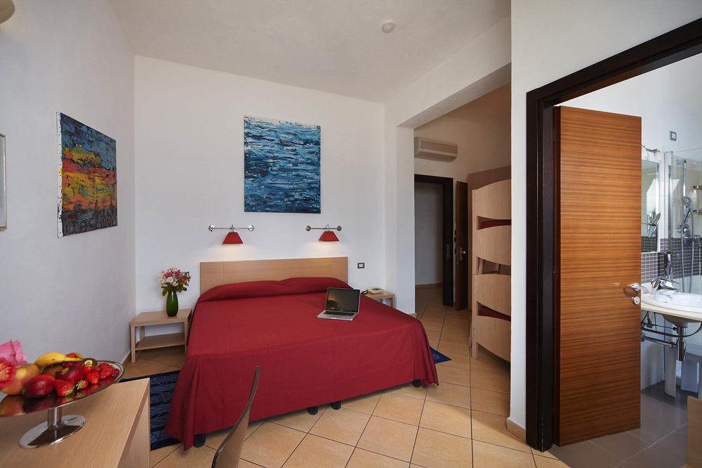 Hotel Cala Luna Cala Gonone Exterior photo